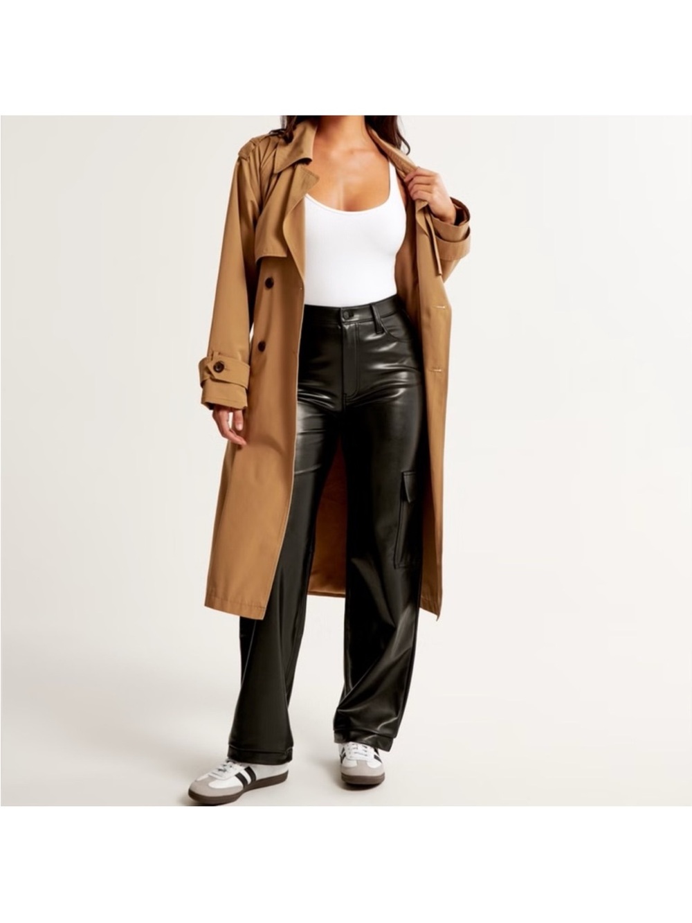BAGATELLE Vegan Leather Cargo
Pants - Black size L NWT